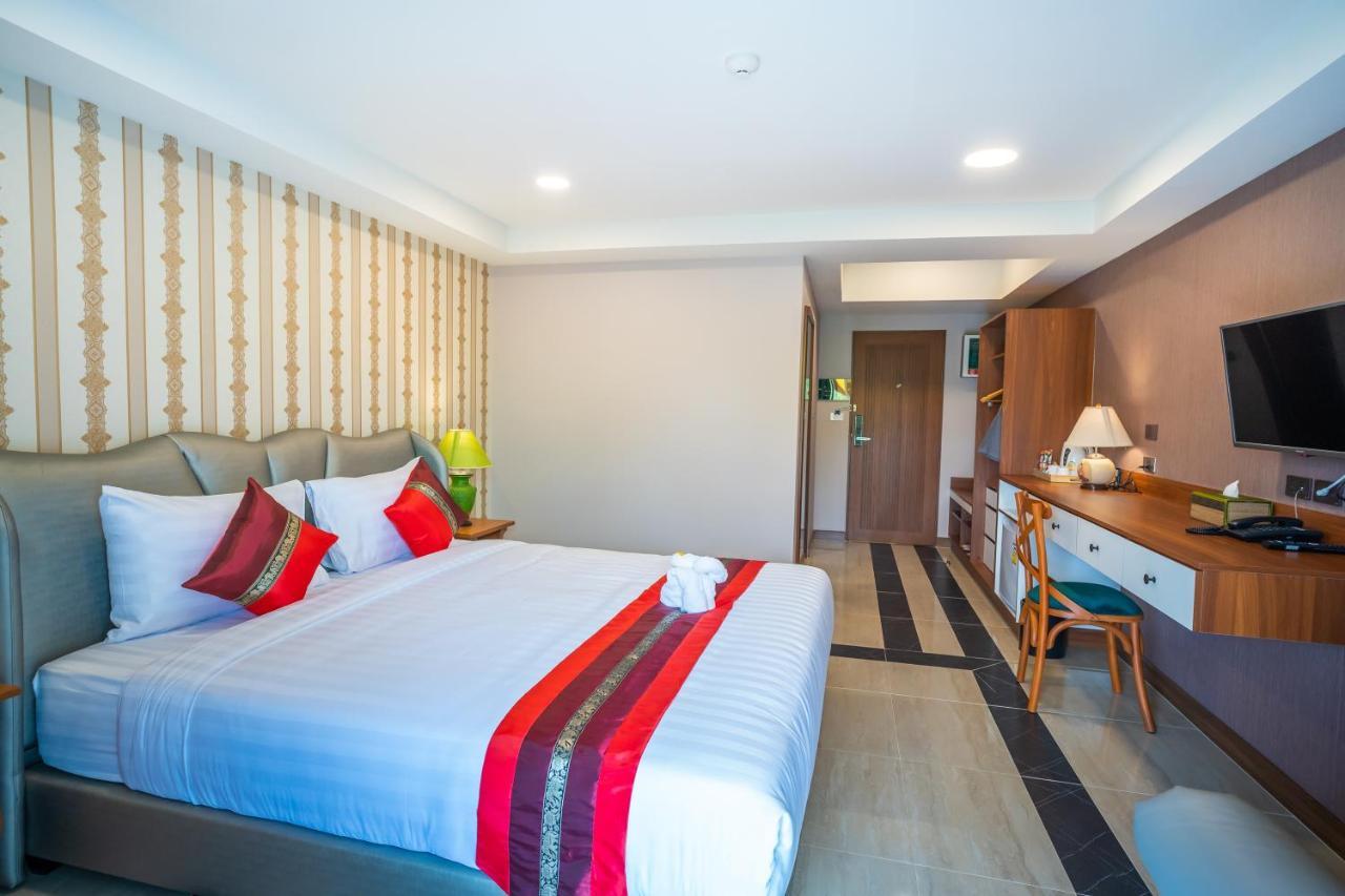 Siri Nakornpink Chiang Mai Hotel Sha Plus Exterior photo